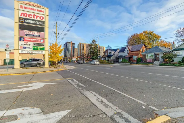 Additional image 32 of 533 Victoria Pk Ave