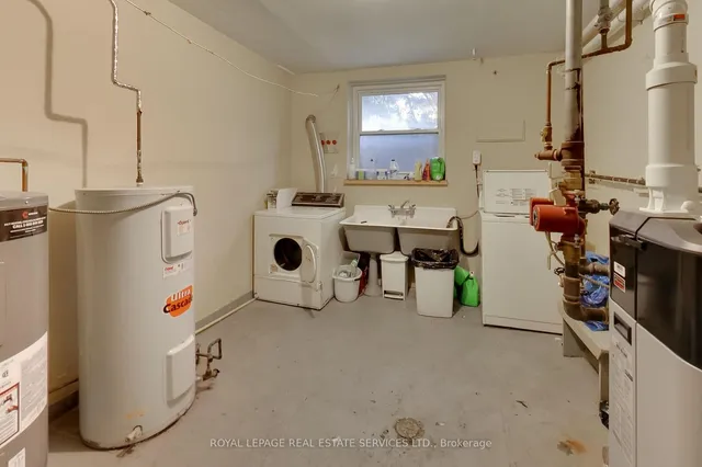 Additional image 16 of 118 High Park Ave