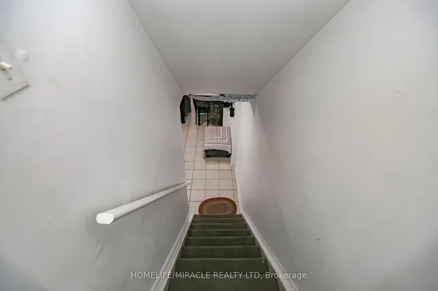 Additional image 36 of 61 LAURAGLEN Cres