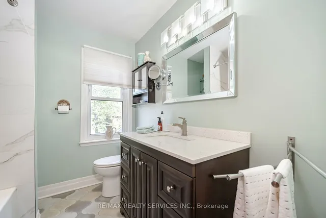 Additional image 24 of 73 Wellington St