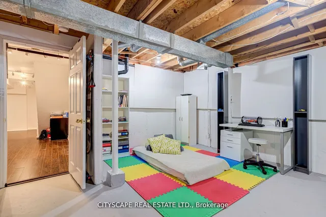 Additional image 25 of 46 Nuttall St