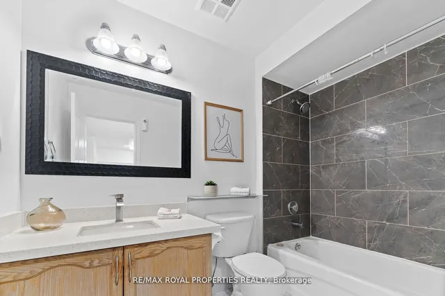 Additional image 16 of 1496 Victoria Park Ave Unit 119