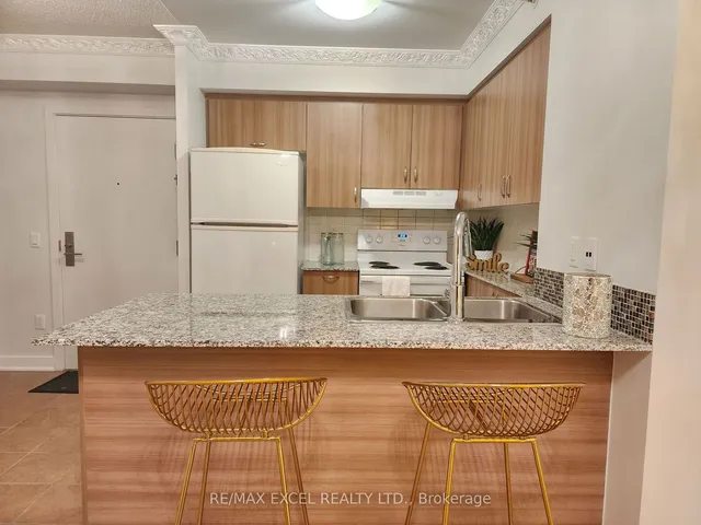 Additional image 14 of 5740 Yonge St Unit 803