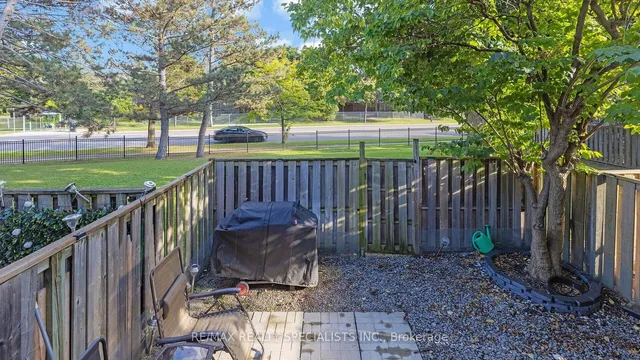 Additional image 40 of 147 Fleetwood Cres