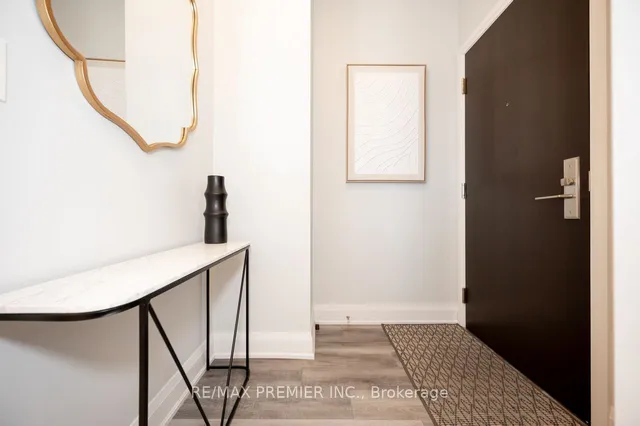 Additional image 6 of 35 Fontenay Crt Unit 902