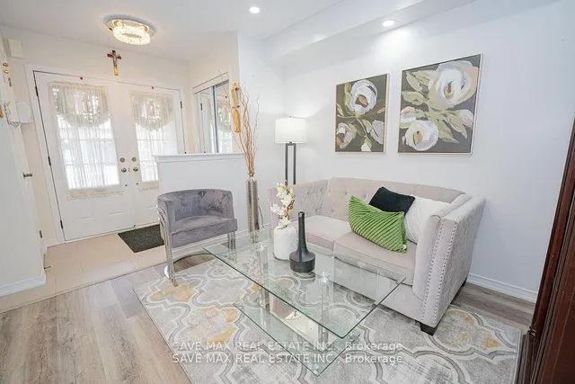 Additional image 9 of 4 Francesco St