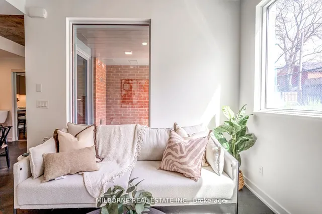 Additional image 16 of 57 Brock Ave Unit TH 111