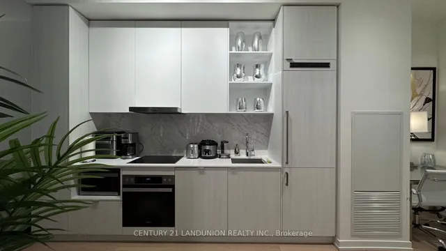 Additional image 12 of 138 Downes St Unit PH112