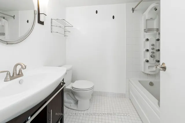 Additional image 20 of 1001 Bay St Unit 2014