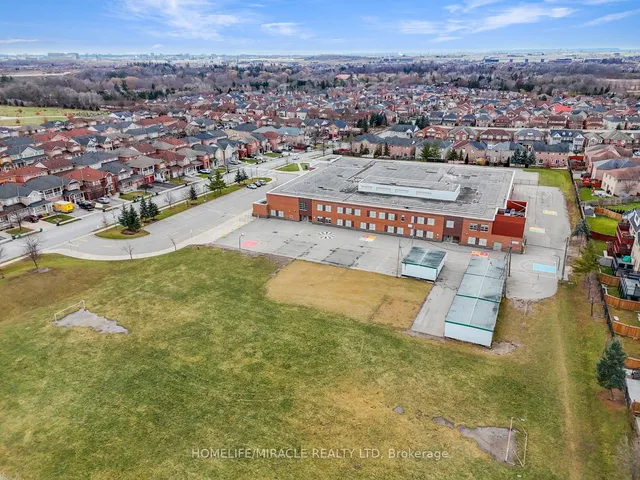 Additional image 39 of 46 Clementine Dr