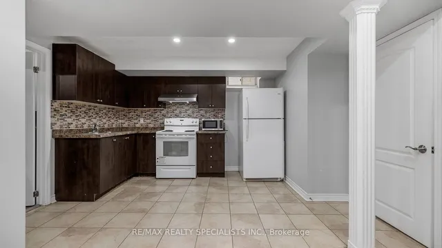 Additional image 27 of 48 Ridgefield Crt