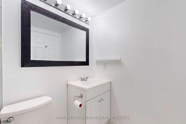 Additional image 25 of 8 Lee Centre Dr Unit 1013