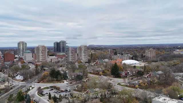 Additional image 35 of 100 John St Unit 1309