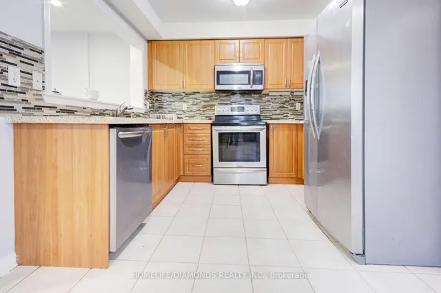 Additional image 12 of 250 RICHVALE Dr Unit 11