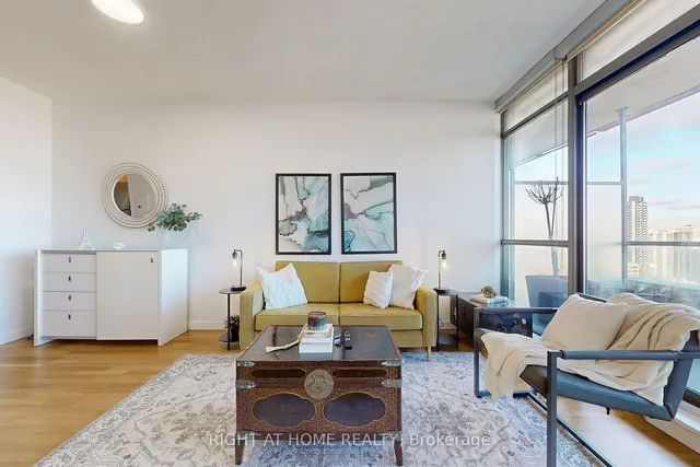 Additional image 4 of 281 Mutual St Unit 2708