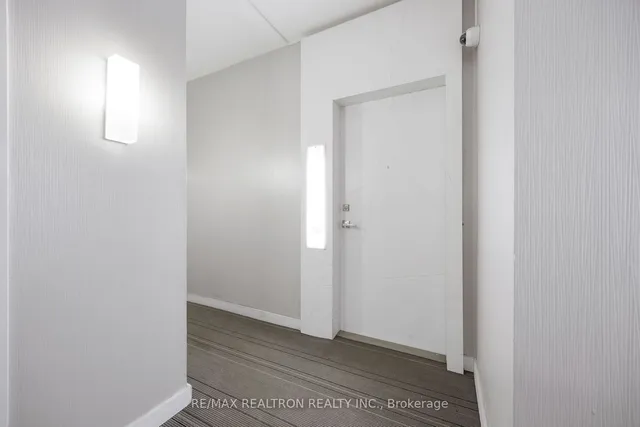 Additional image 17 of 14 York St Unit 2704