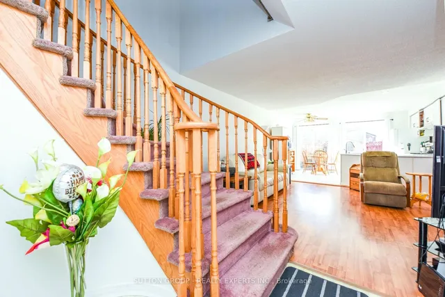 Additional image 14 of 48 Yellow Brick Rd