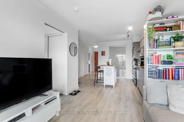 Additional image 13 of 160 Flemington Rd Unit 512