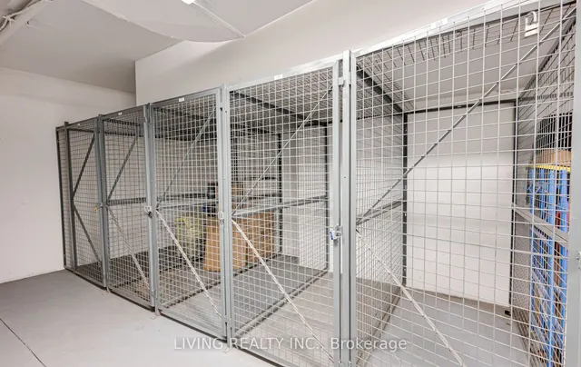 Additional image 38 of 33 Helendale Ave Unit 1512