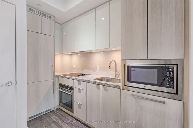 Additional image 4 of 125 Blue Jays Way Unit 2507