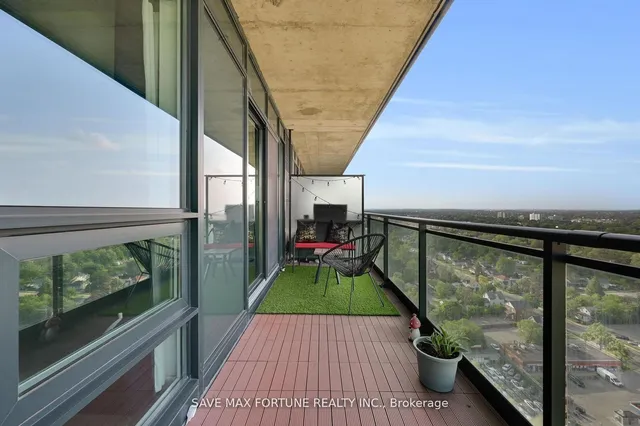 Additional image 24 of 100 John St Unit 2109