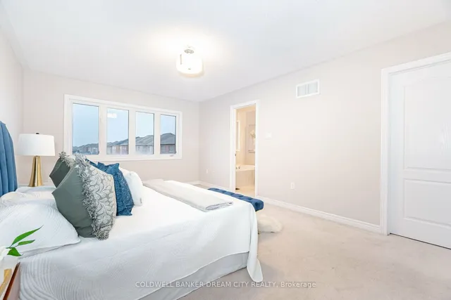 Additional image 24 of 49 Campwood Cres