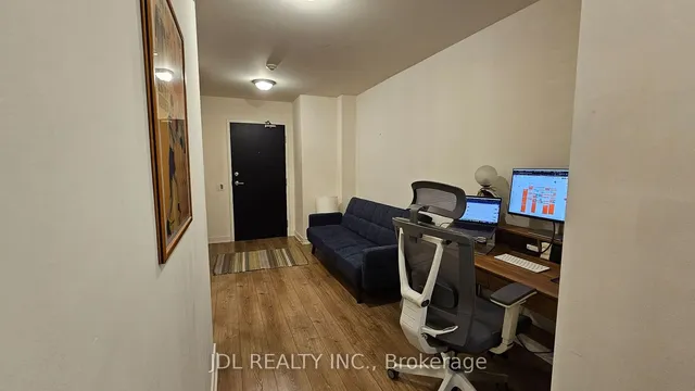 Additional image 8 of 775 King St Unit 521