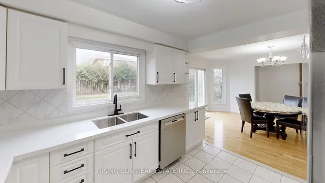 Additional image 9 of 4 Mossbank Dr