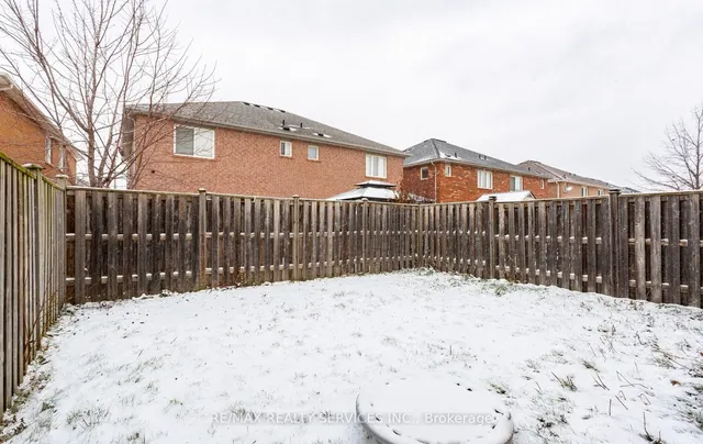 Additional image 40 of 31 Hollingsworth Circ