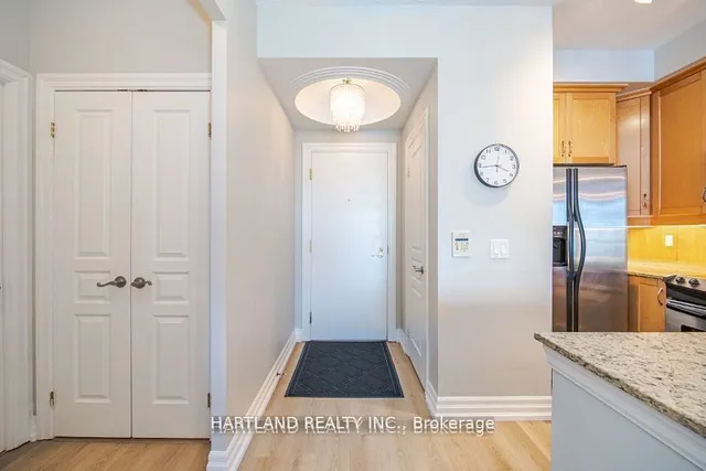 Additional image 11 of 2083 Lake Shore Blvd Unit 809