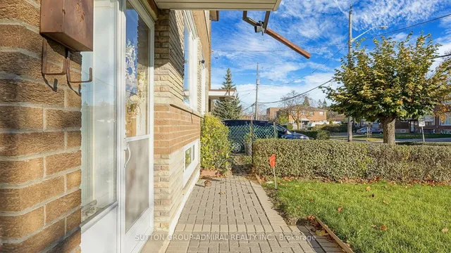 Additional image 3 of 48 Dubray Ave