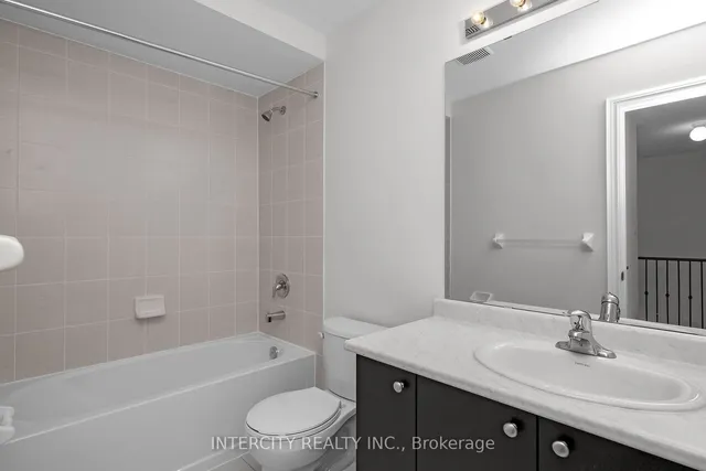 Additional image 33 of 30 Queenpost Dr