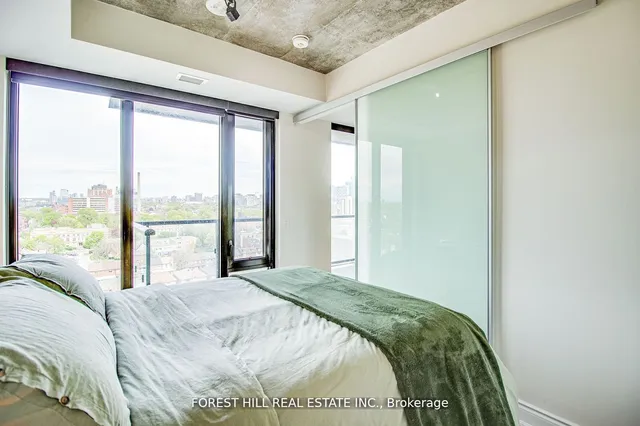 Additional image 11 of 608 Richmond St Unit 1208