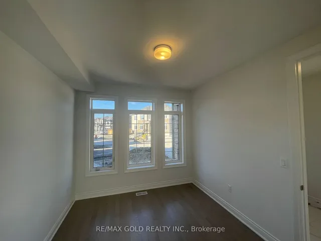 Additional image 36 of 31 Dolomite Dr