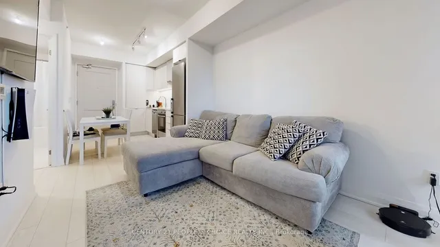 Additional image 14 of 26 Gibbs Rd Unit 827