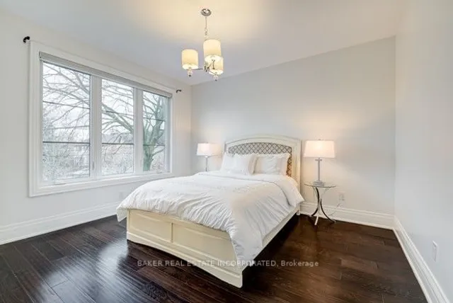 Additional image 27 of 38 Devondale Ave