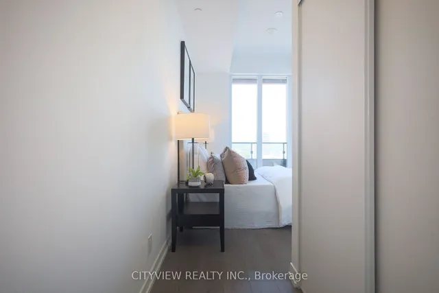 Additional image 24 of 270 Dufferin St Unit LPH14