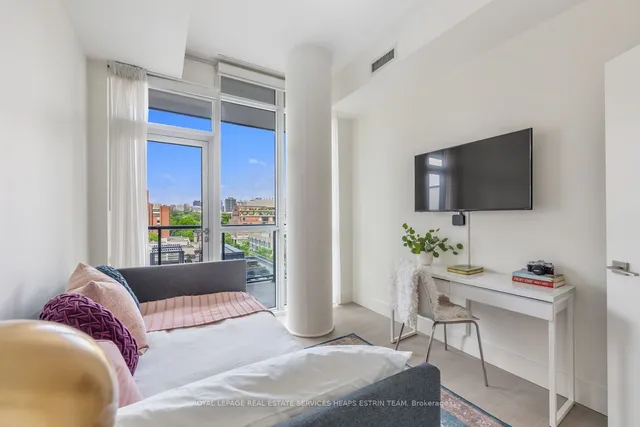 Additional image 14 of 32 Davenport Rd Unit 603