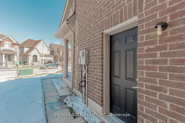 Additional image 32 of 40 Stephanie Ave