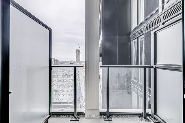 Additional image 17 of 20 Edward St Unit 1719