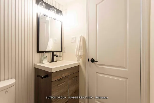 Additional image 10 of 12 Douro St Unit 421