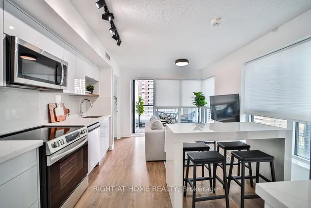 Additional image 7 of 7 Mabelle Ave Unit 1404