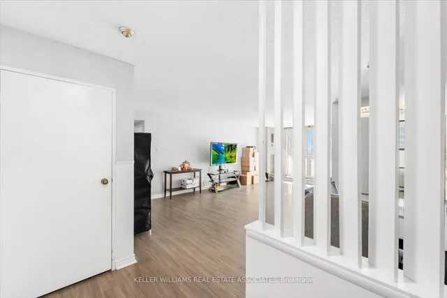 Additional image 3 of 4 Kings Cross Rd Unit 1402