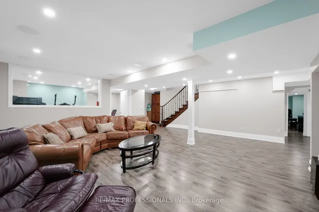 Additional image 33 of 104 Bloomsbury Ave