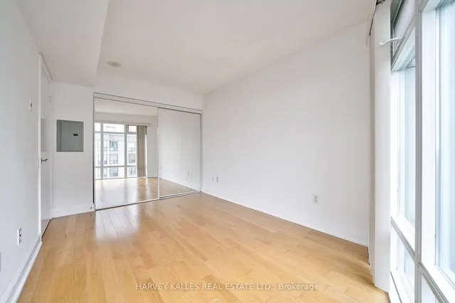 Additional image 19 of 2181 Yonge St Unit 1612