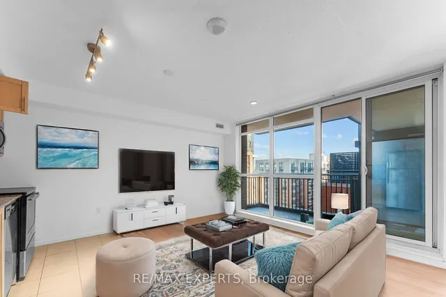 Additional image 4 of 830 Lawrence Ave Unit 729