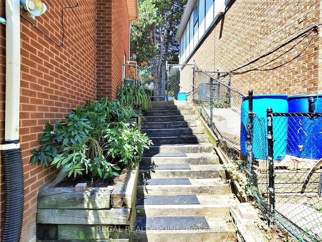 Additional image 31 of 27 Bluffwood Dr