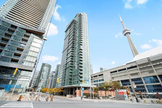 81 Navy Wharf Crt Unit 3803