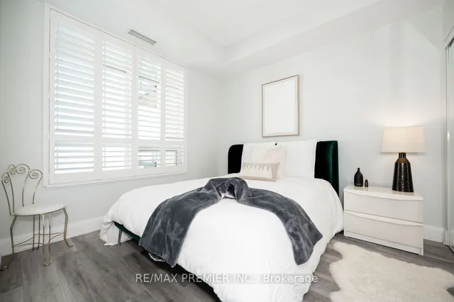 Additional image 15 of 35 Fontenay Crt Unit 902