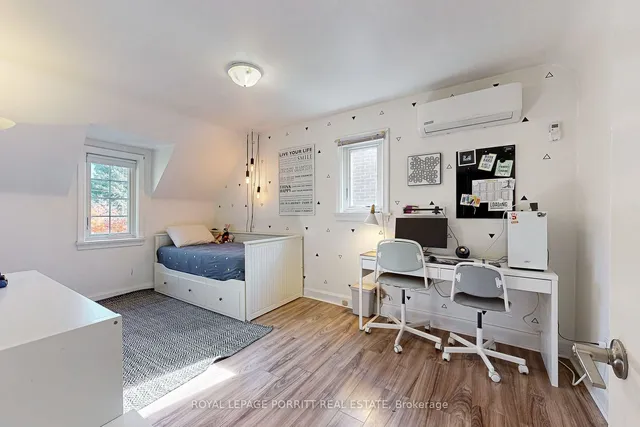 Additional image 14 of 110 Prince Edward Dr